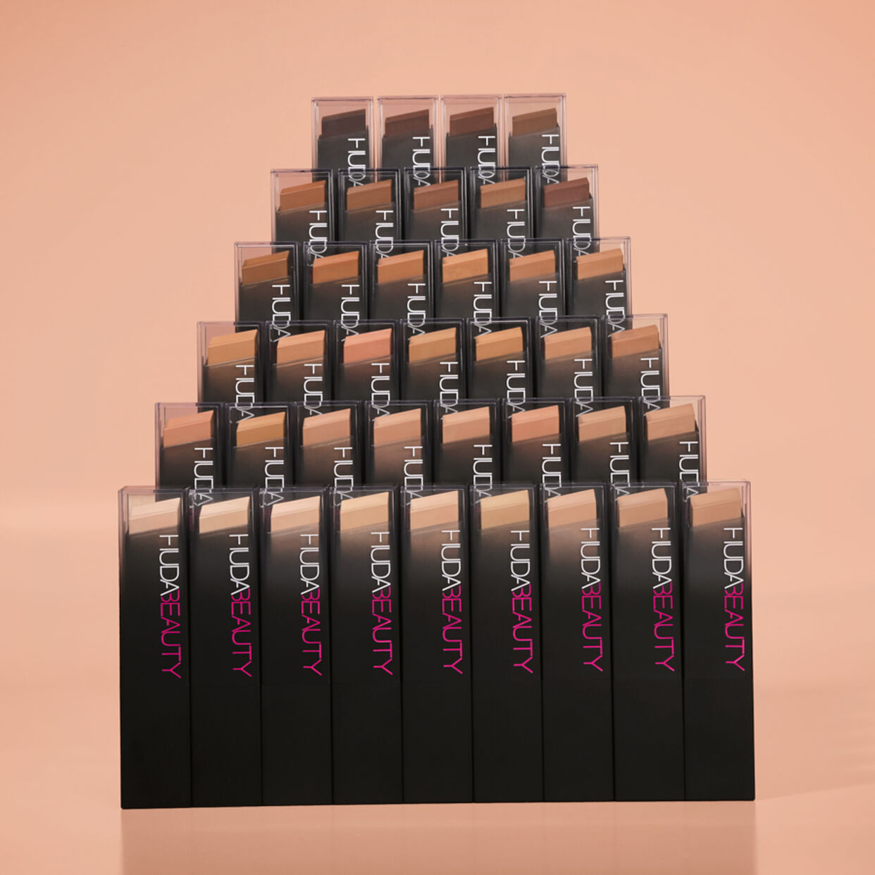 Huda Beauty FauxFilter Skin Finish Buildable Coverage Foundation Stick 04